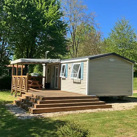 Mobil Homes 6 Et 8 Places - De Bairon 08 - Emplacement Exceptionnel Bord De Le Chesne (Ardennes)